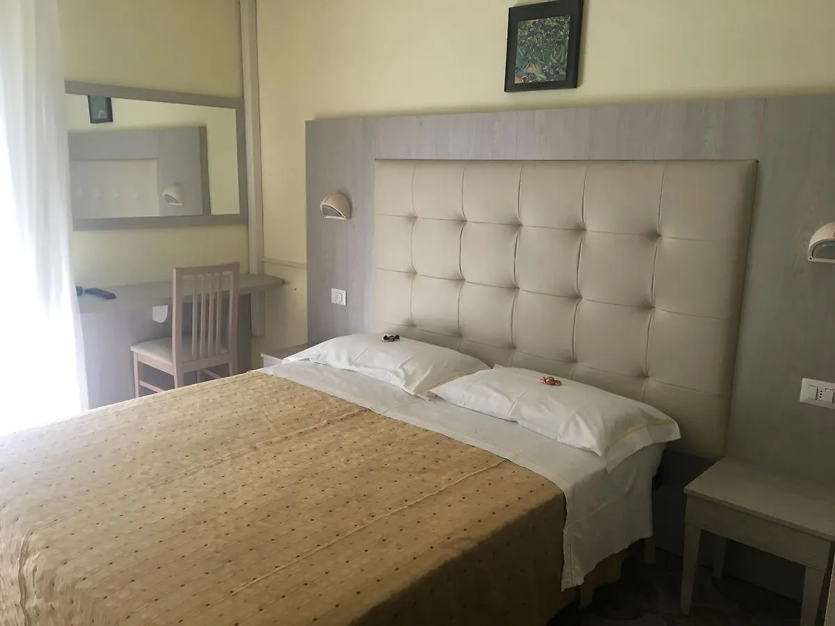 Hotel Laila 切塞纳蒂科 意大利